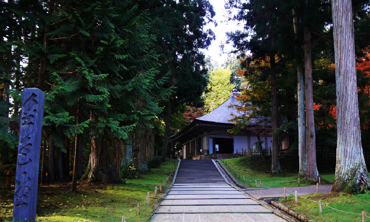 Visit Konjikido Golden Hall, a World Heritage Site